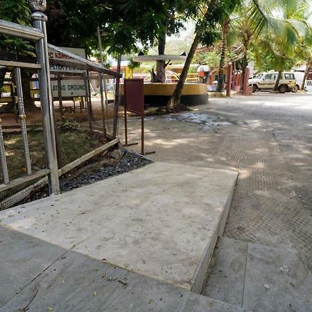 The Family Kingdom Resort Freetown Exterior photo